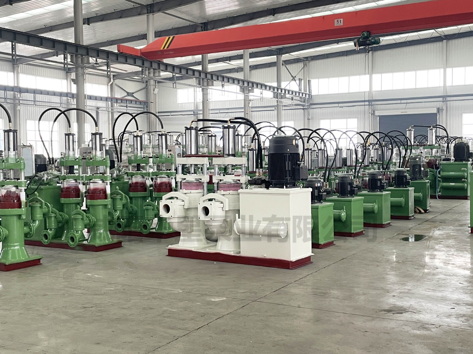 液壓陶瓷(ci)柱塞泥漿(jiang)泵 液壓陶(tao)瓷柱塞泥(ni)漿泵