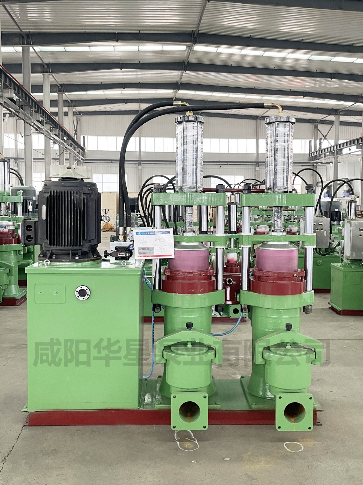 液壓陶瓷(ci)柱塞泥漿(jiang)泵 液壓陶(tao)瓷柱塞泥(ni)漿泵