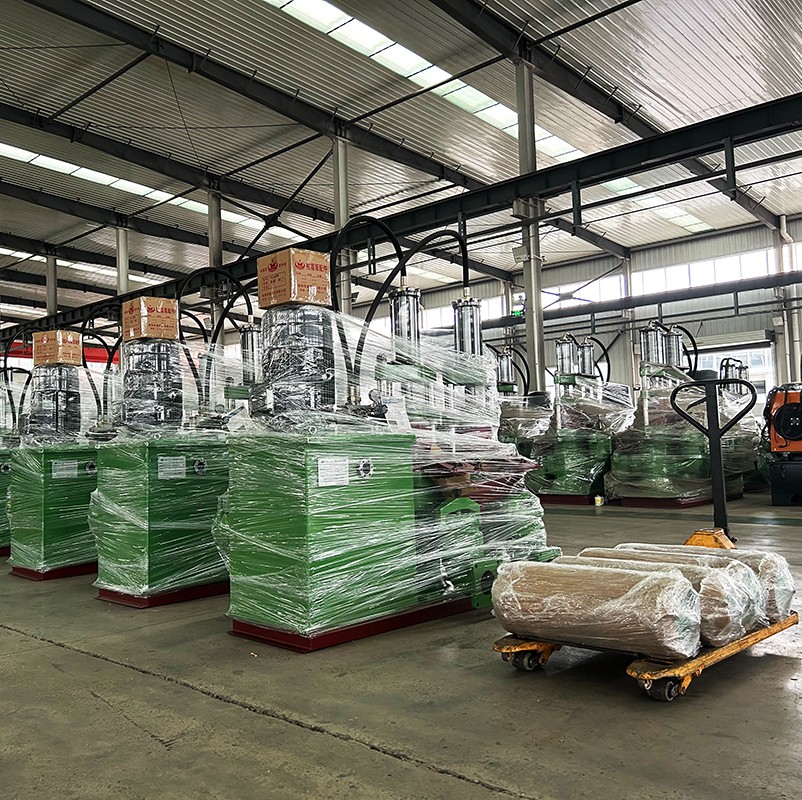 YB250液(ye)壓陶瓷柱(zhu)塞泵