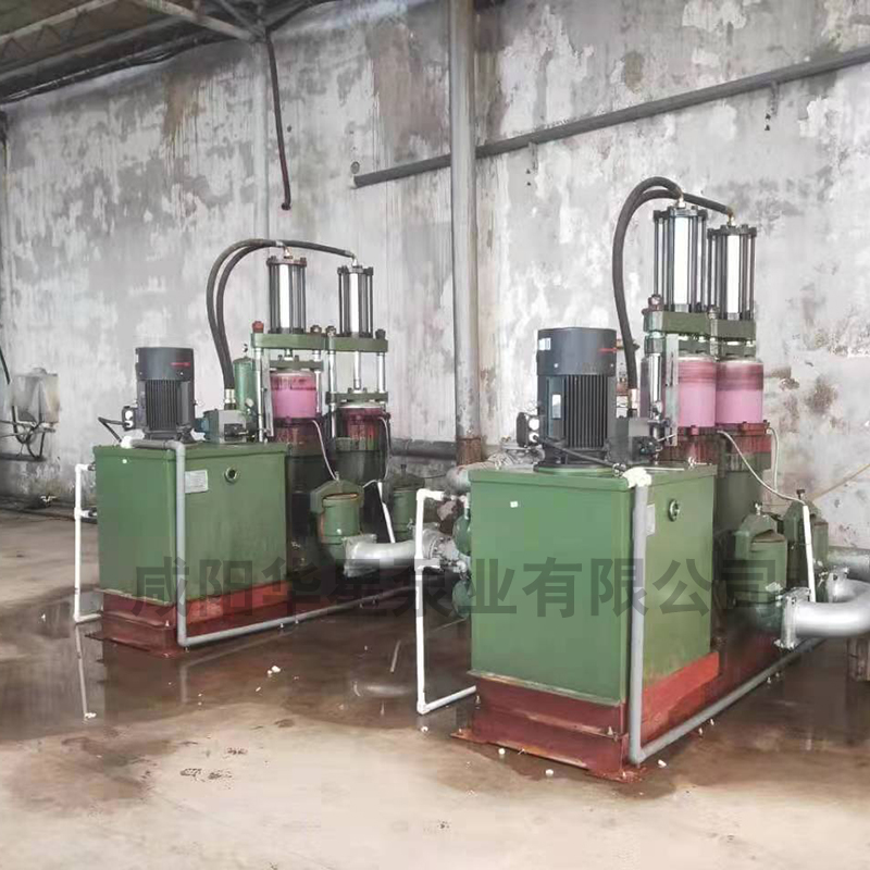 YB液(ye)壓陶瓷(ci)柱塞泵(beng)簡介