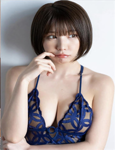 漂亮人妻被老板疯狂进入
